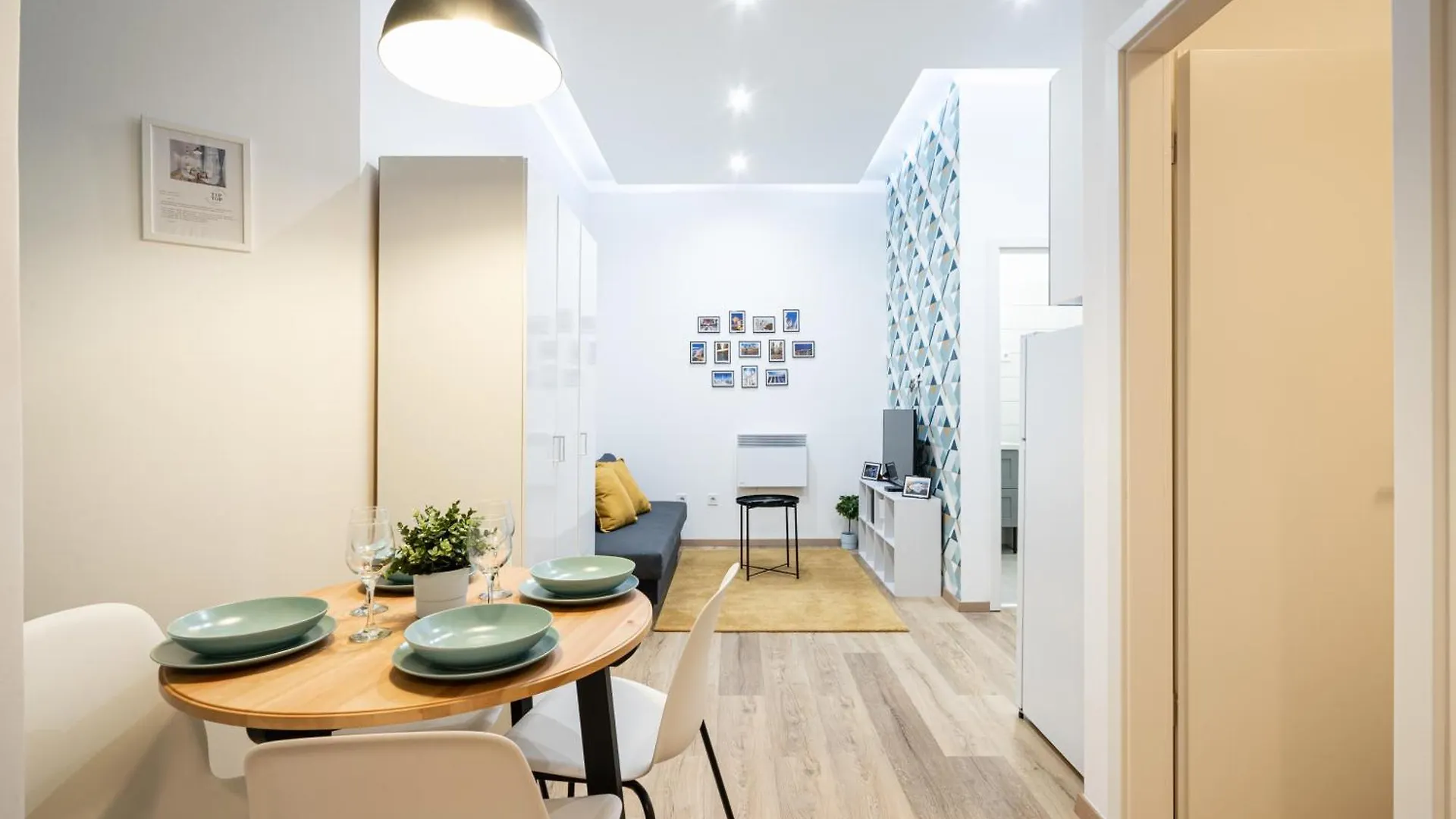 Kristi Tiptop Apartment In The Heart Of Budapesta